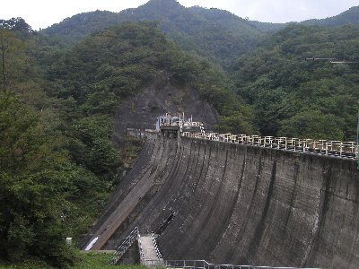 広戸川ダム(天栄村)