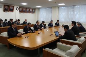 各派交渉会の写真