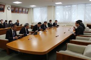 各派交渉会の写真