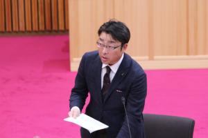 橋本徹議員の写真