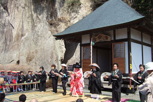 安珍念仏踊り