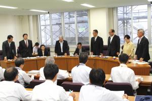 常任委員会採決(総務委員会)