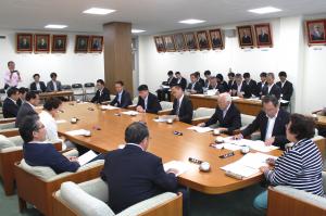 議会運営委員会