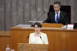 代表質問（神山悦子議員）